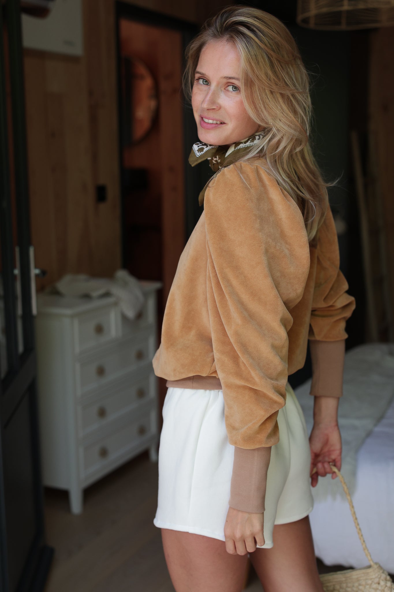 SWEAT VALERAN | VELOURS CAMEL