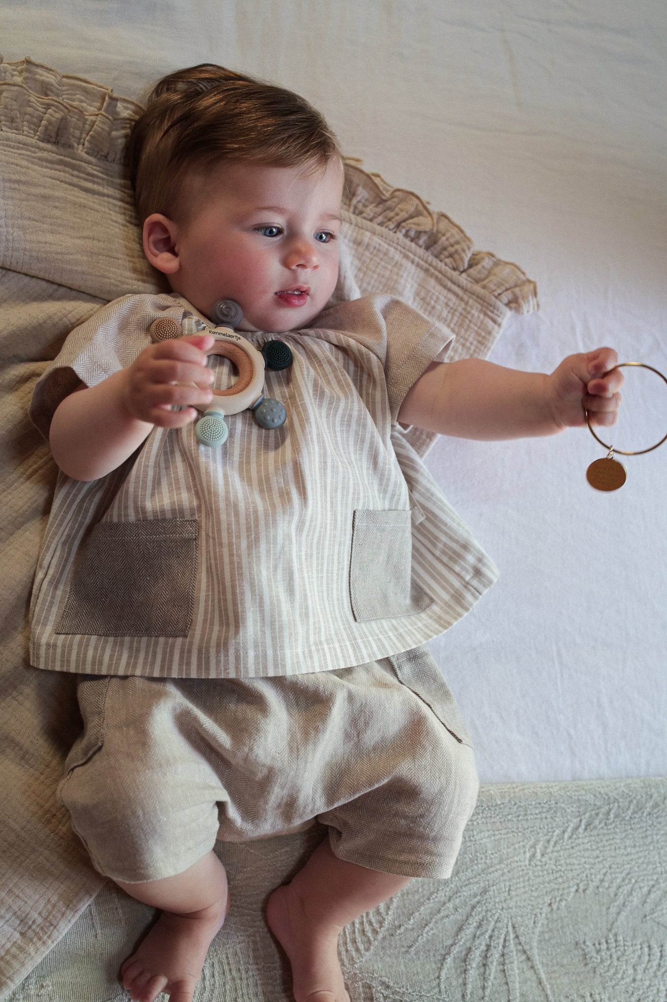 BABY GUIMPE | BEIGE